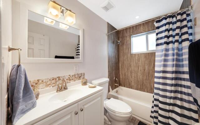 Sunny Waterside B in Dania Beach