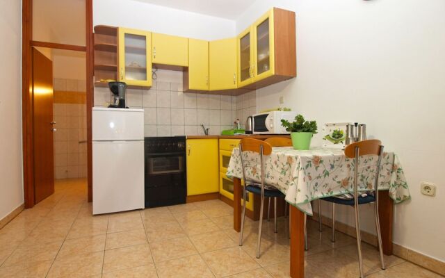 Apartment 397