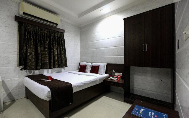 OYO 26219 The Prince Park