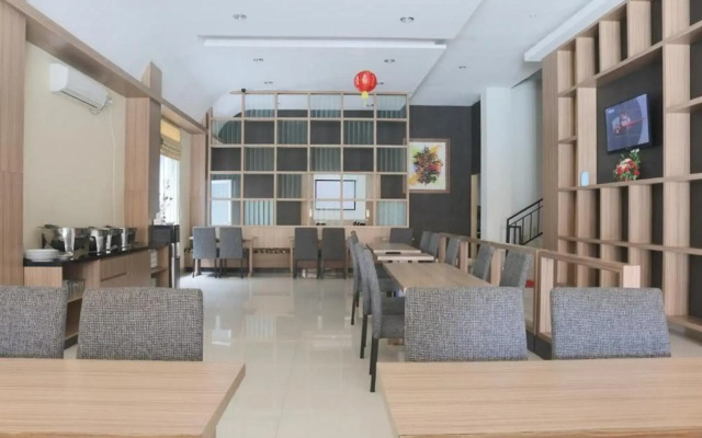 Miracle Hotel Manado