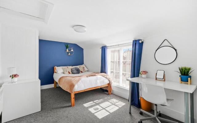 Cosy 3 bedroom house in the heart of Canterbury