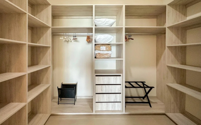 Sandy Beach 2BR Beachfront Getaway