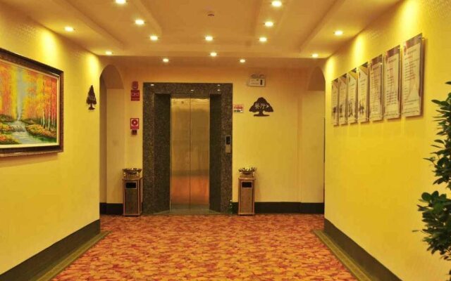 GreenTree Inn Kunming Chenggong University City HSR Station Shilin Street Express Hotel