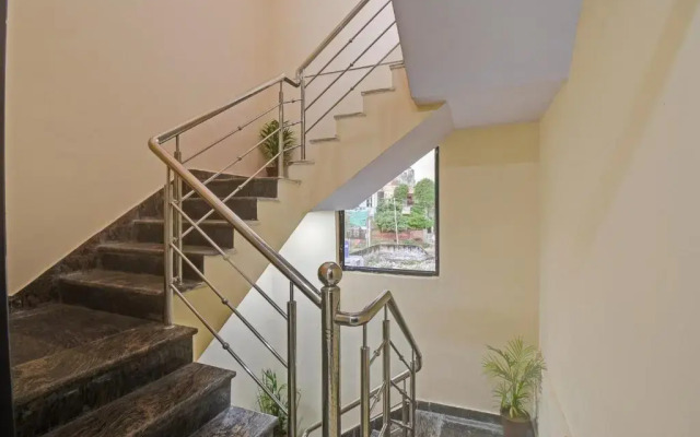 Oyo Flagship 92422 Hotel Ansh Plaza