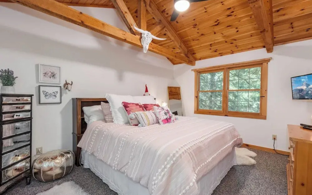 Tucked Inn by Taylor Made Deep Creek