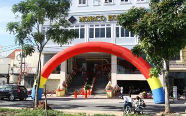 Monaco Hotel