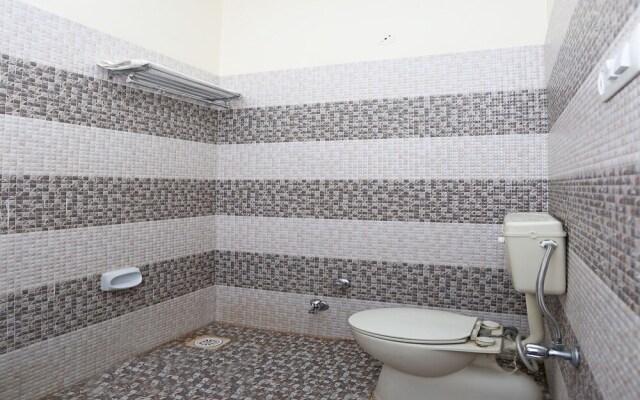 OYO 11686 Hotel Sai Ba