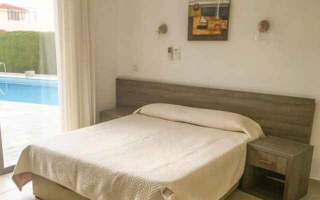 Platzia Beach Villas