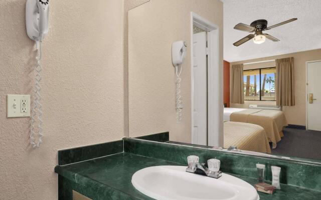Super 8 by Wyndham El Centro