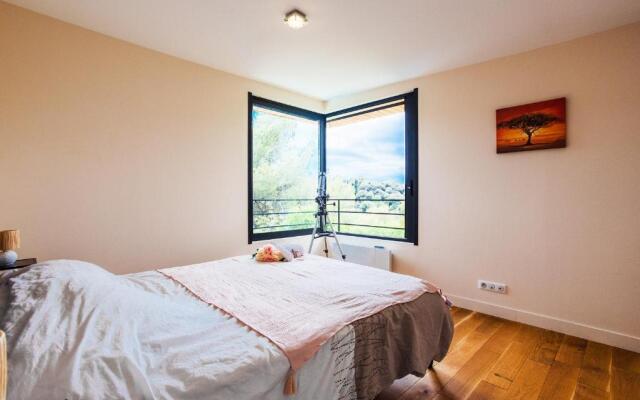 LA SOLEILLA VI4295 By Riviera Holiday Homes