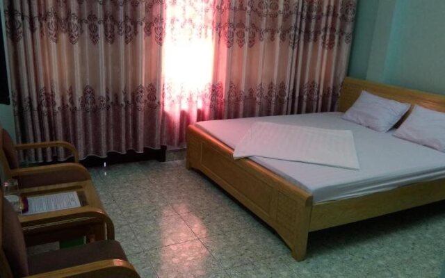 Son Ha Hotel