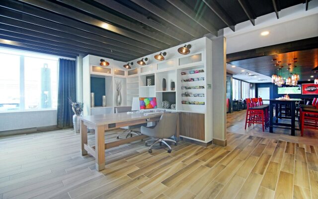 Holiday Inn Hotel & Suites Calgary Airport North by IHG