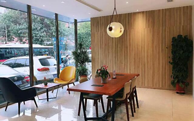 Hanting Premium Hotel Tangshan Railway Station