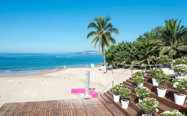 Condo Ico By Trvl2Hm