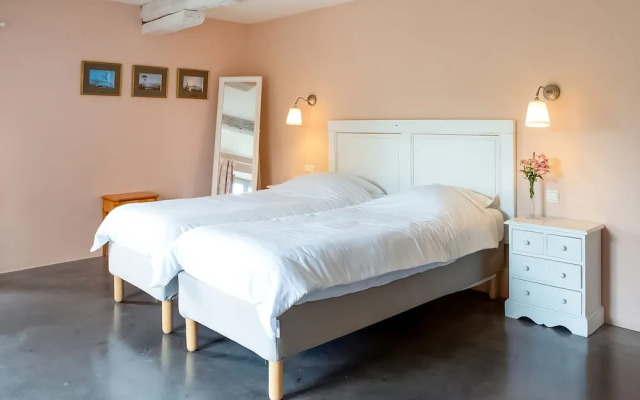 Getaway With Sauna in Falaen