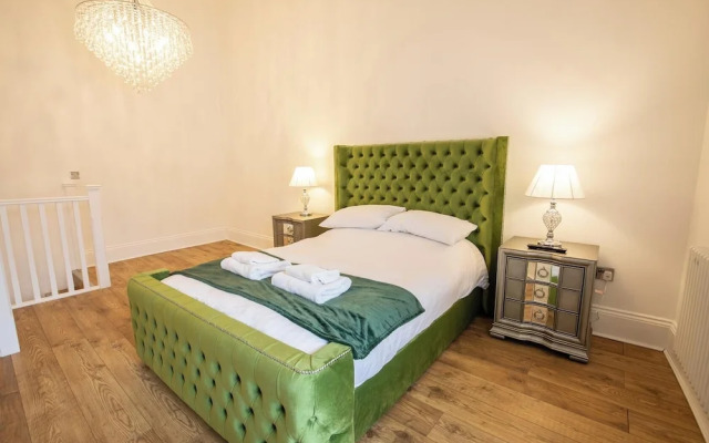 Ridley House Apartments