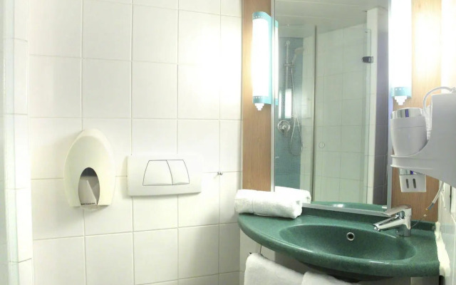Brit Hotel Calais