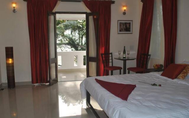 Senso The Point Guest House