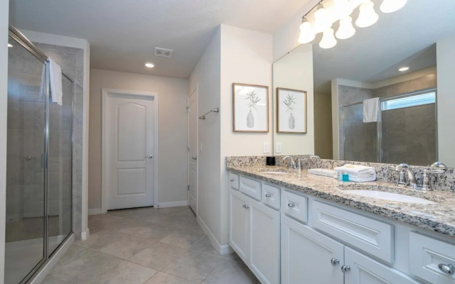 7392 Luxury Family Home 5BD Near Disney