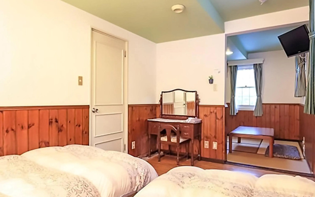 Pension Human – Guest Rooms – Yamanakako