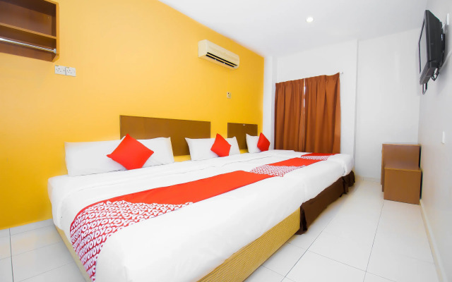 OYO 582 Hotel Walk Inn
