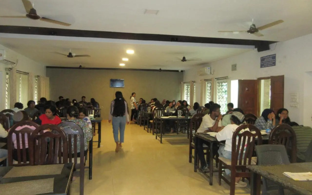 KSTDC Hotel Mayura Velapuri Belur