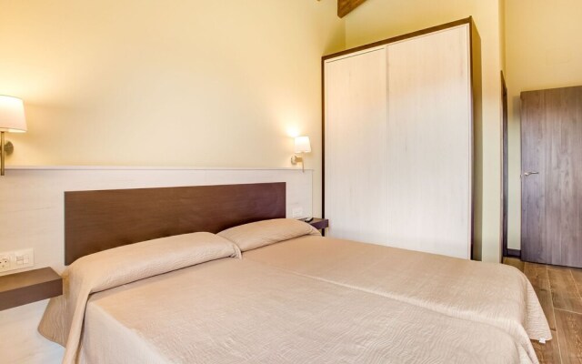 Luxurious Mansion in Cangas de Onís with Meadow View