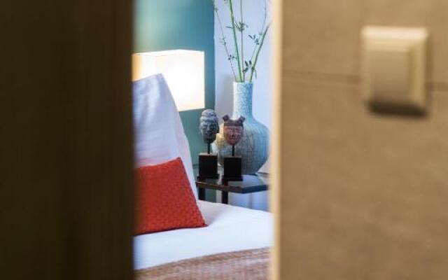 Décor Canal House