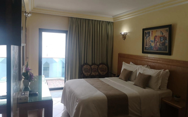 Majliss Hotel