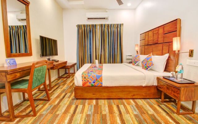FabHotel Rithika Inn Luxe