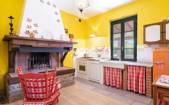 Villa Popiglio Comfortable Holiday Residence