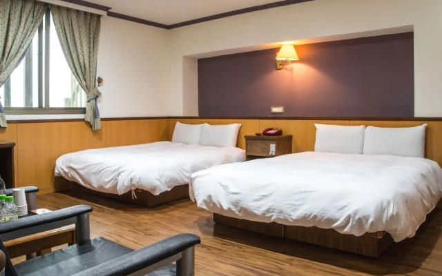 Tong Pu Hotel