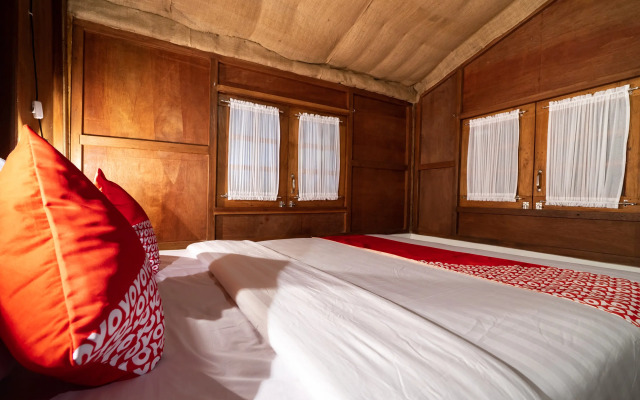 Hotel O Putroyono Homestay