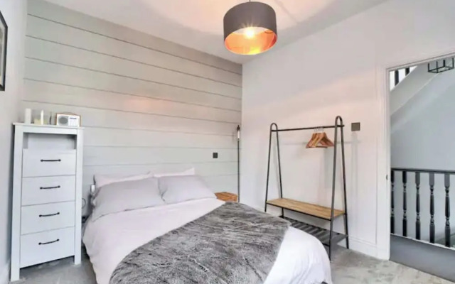 Stunning House in Leigh-on-sea