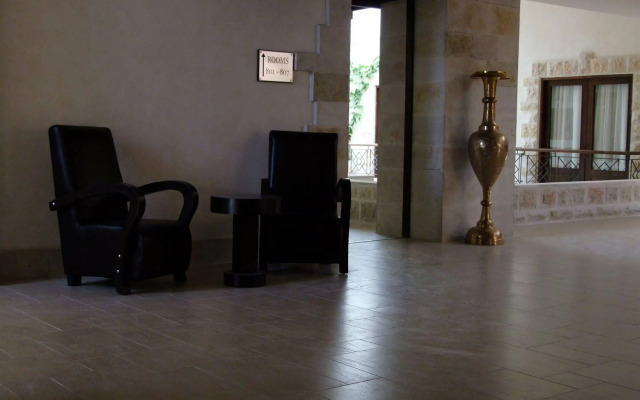 Manger Square Hotel