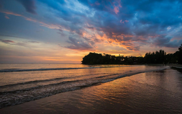 Kaw  Kwang Beach Resort