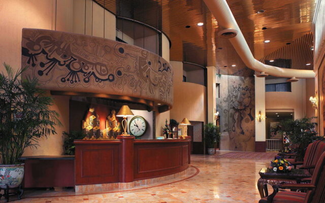 The Quaker Square Inn at The University of Akron