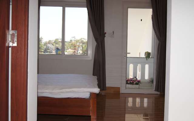 Ho Xuan Huong Villa