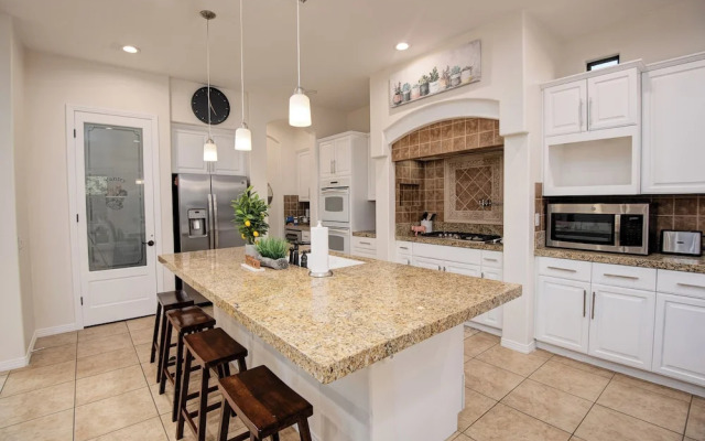 Luxurious Villa Living in Indio w/ Pool/Spa