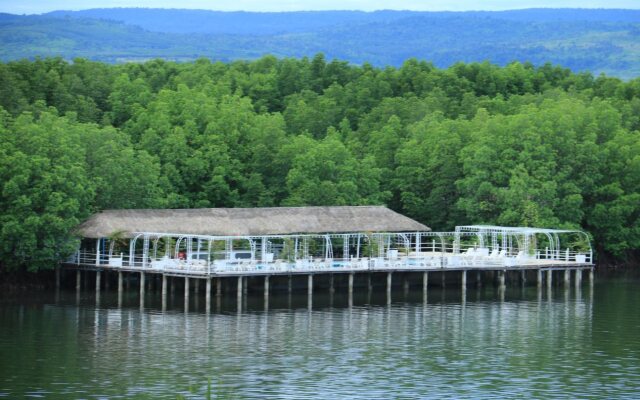 Mangrove Sanctuary Resort