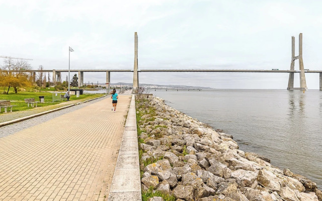 Stylish Stay in Lisbon-Scenic Views