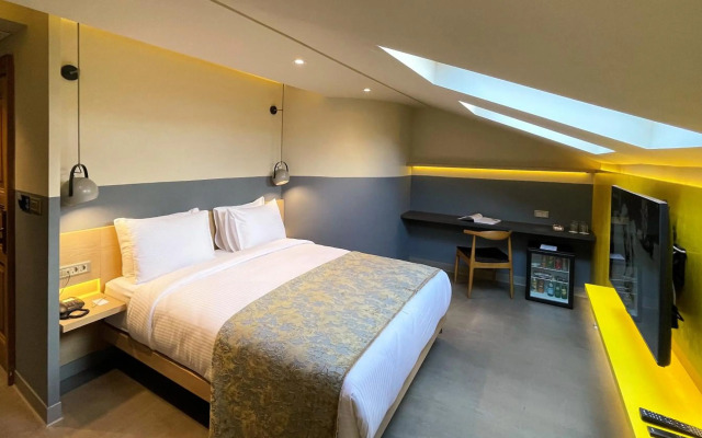 Nevv Bosphorus Hotel & Suites
