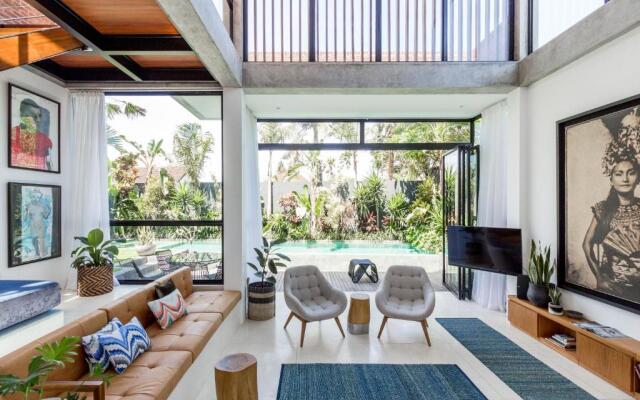 Villa Pakuk by Alfred in Bali