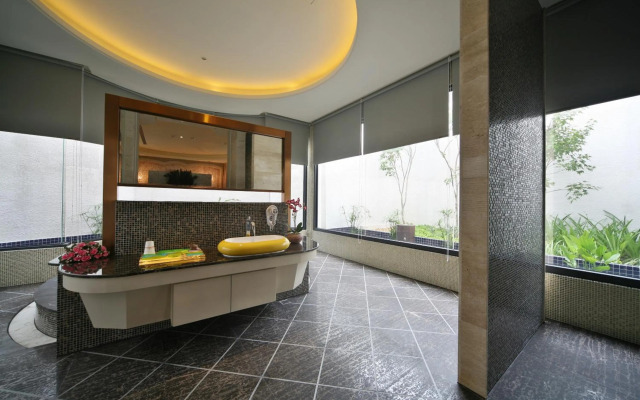 Han Guan Motel