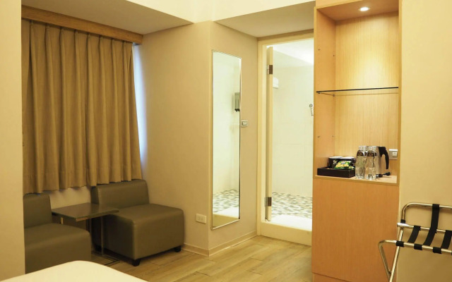 The Riverside Hotel Esthetics
