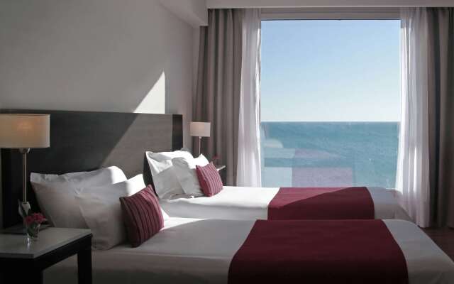 Dazzler by Wyndham Puerto Madryn