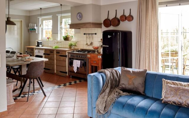 Authentic Holiday Home With a Garden