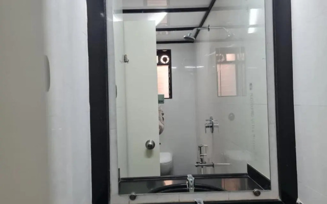 Hotel Sharda