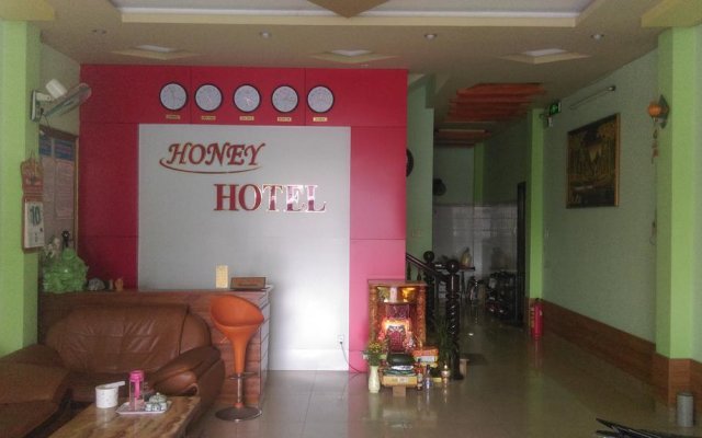 Honey Hotel
