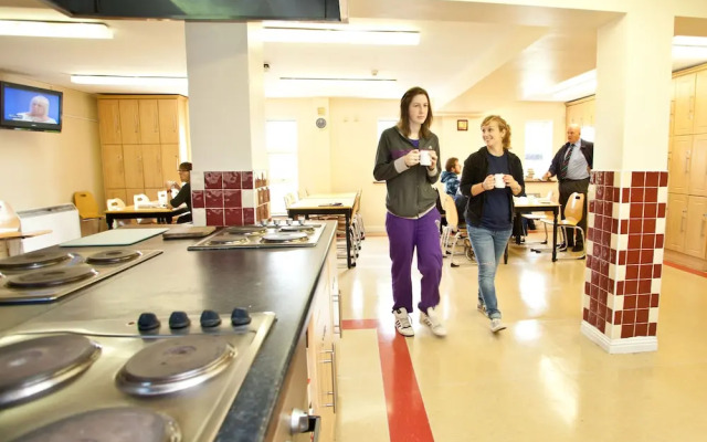 Courtbrack Accommodation - Hostel